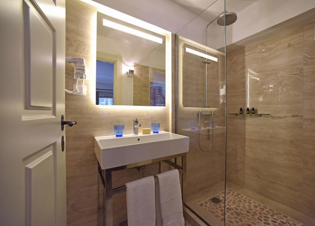 Durrell Liston Suites Corfu  Экстерьер фото